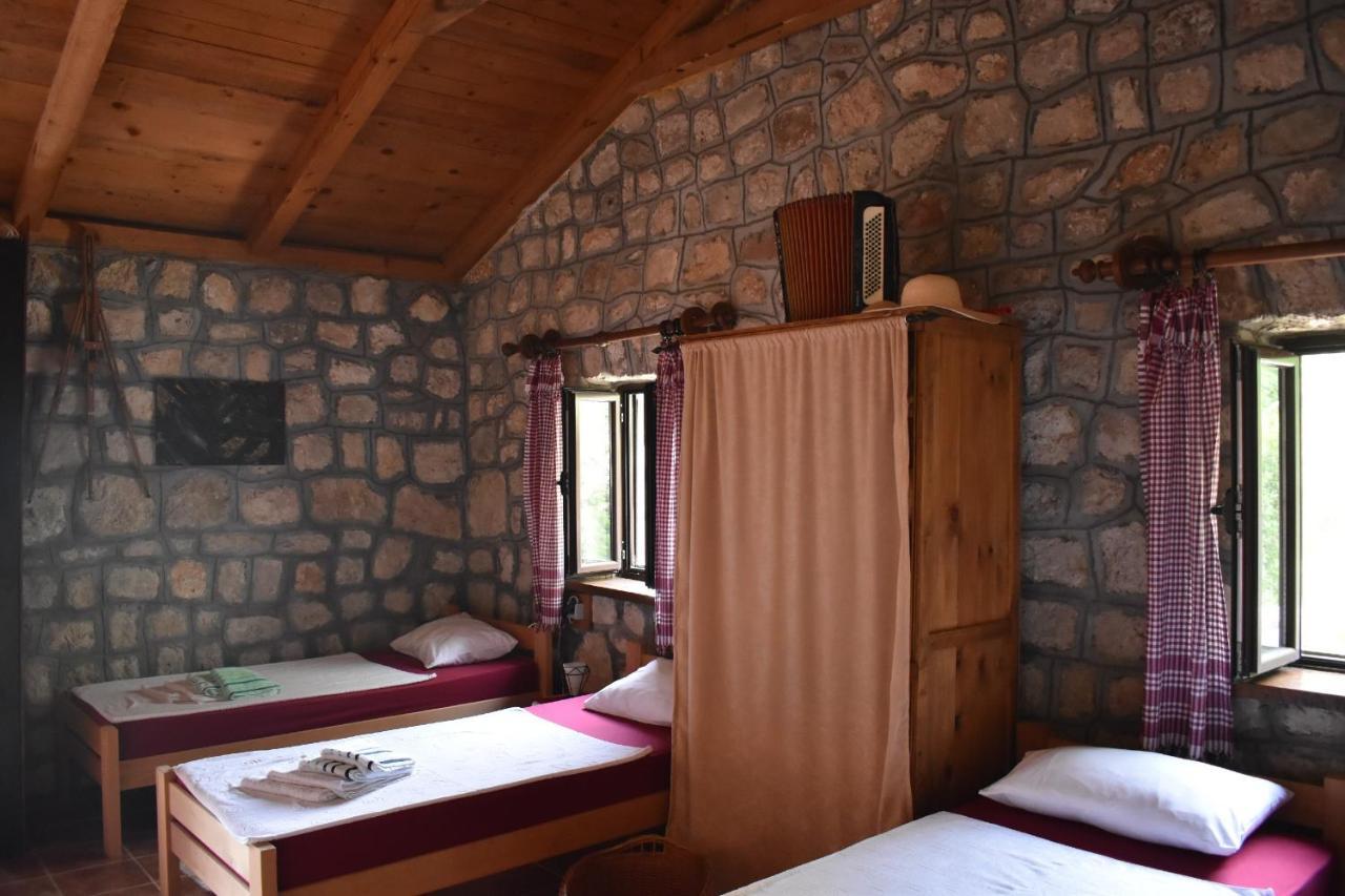 Rent House Orahovo Villa Вирпазар Екстериор снимка